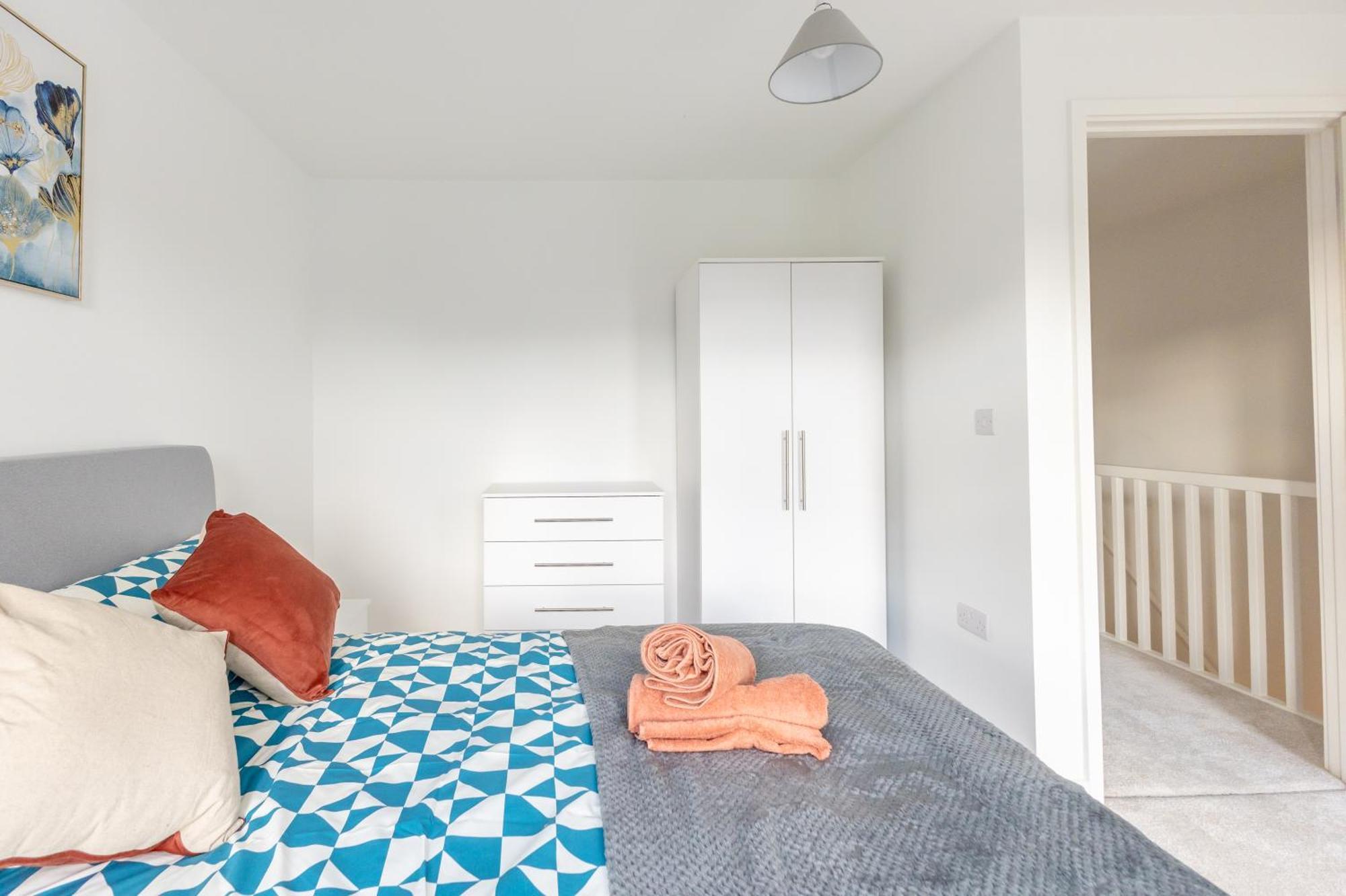 Stunning Modern 3 Bedroom Townhouse - Perfect Getaway Manchester Buitenkant foto