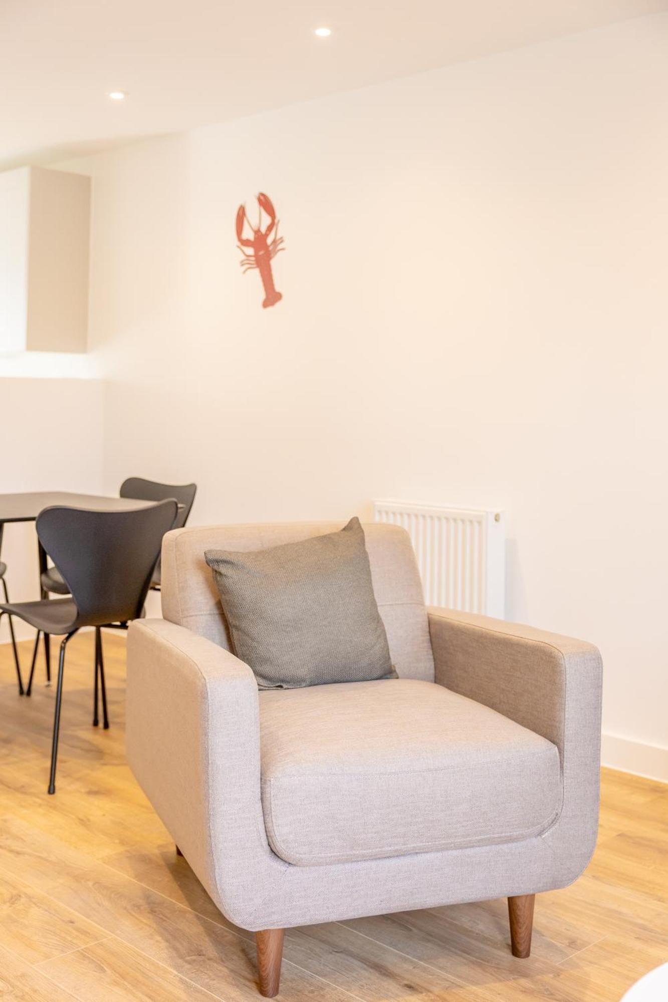 Stunning Modern 3 Bedroom Townhouse - Perfect Getaway Manchester Buitenkant foto