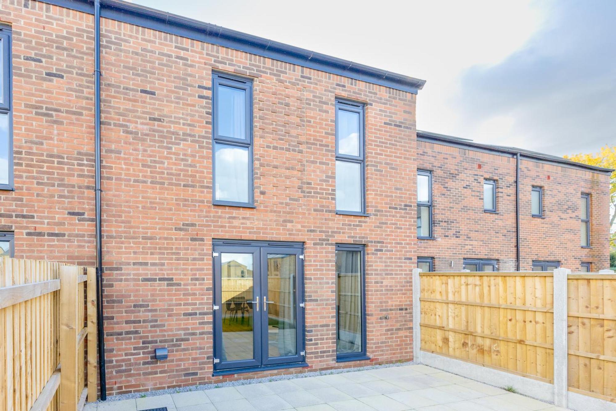 Stunning Modern 3 Bedroom Townhouse - Perfect Getaway Manchester Buitenkant foto